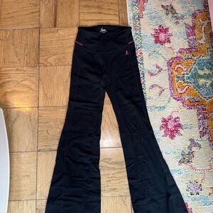 UNWORN Fanka flare leggings